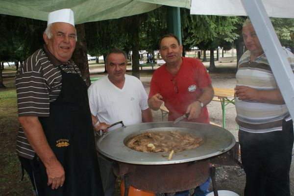 1festsamkot-55DCEC531-53AA-905E-A589-C3F3FC7AACB5.jpg